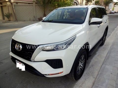 2022 Toyota Fortuner 2.7