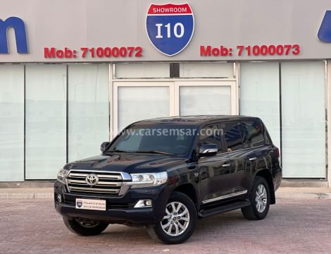 2016 Toyota Land Cruiser VXR