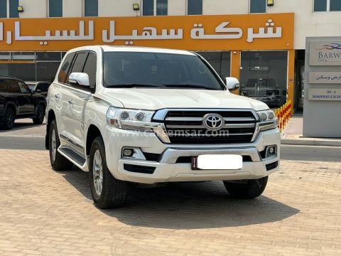 2017 Toyota Land Cruiser GXR