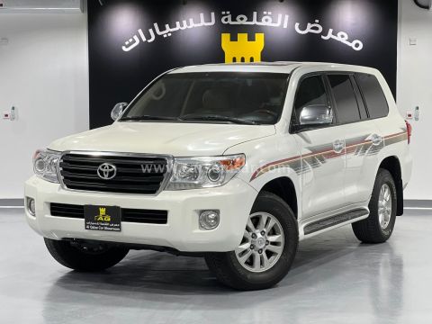 2012 تويوتا لاند كروزر GXR V8