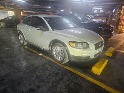 2009 فولفو C30 DRIVe