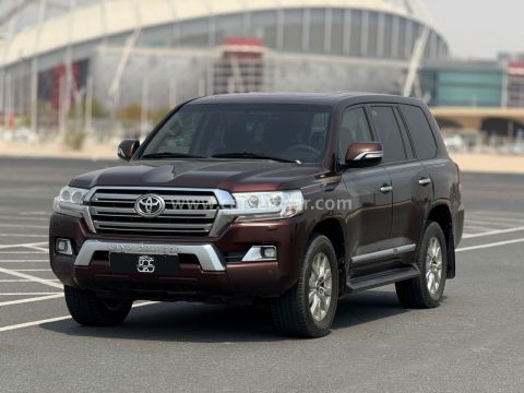 2016 تويوتا لاند كروزر GXR V8