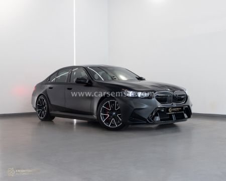 2025 بي ام دبليو M5
