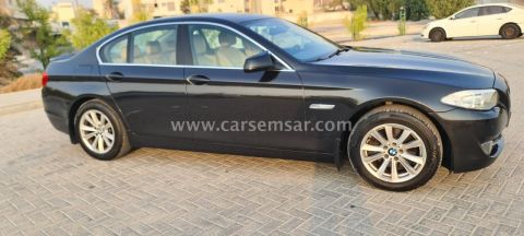 2013 BMW 5-Series 520i