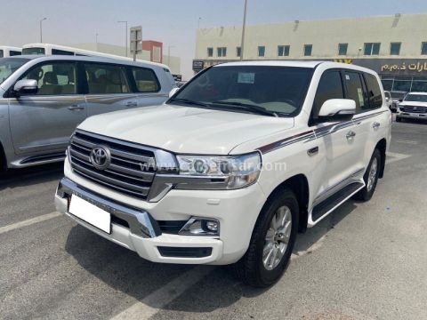 2021 تويوتا لاند كروزر GXR V8