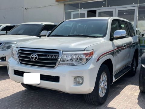 2012 Toyota Land Cruiser GXR V8