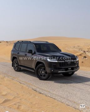 2025 Toyota Land Cruiser GR Sport Twin Turbo