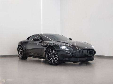 2020 أستون مارتن DB11
