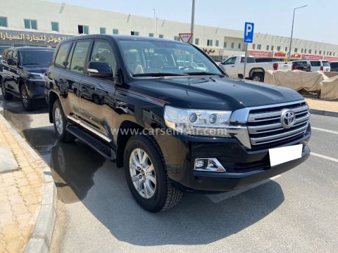 2020 تويوتا لاند كروزر GXR V8
