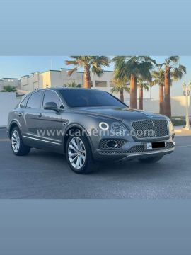 2017 بينتلي بنتايجا