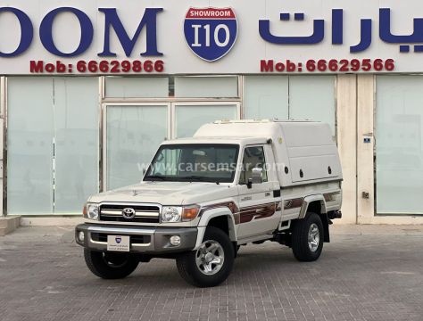 2015 تويوتا لاند كروزر بيك اب ال إكس