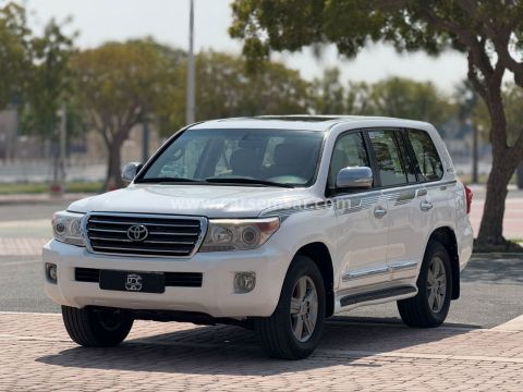 2015 Toyota Land Cruiser GXR V8