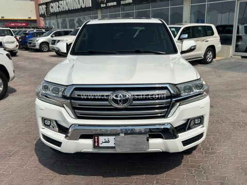 2017 تويوتا لاند كروزر GXR V8