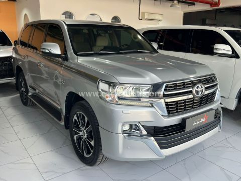 2020 Toyota Land Cruiser VXR