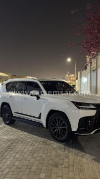 2022 لكزس ال اكس LX 600