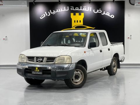 2010 نيسان بيك أب 2.4
