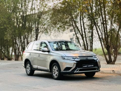 2020 Mitsubishi Outlander