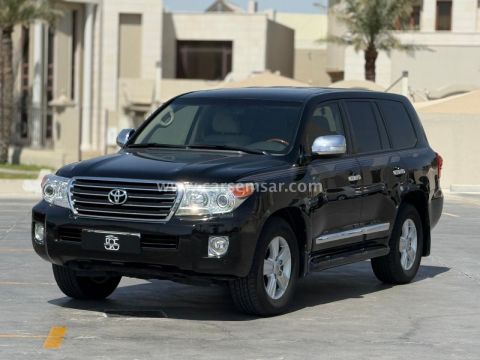 2014 Toyota Land Cruiser GXR V8