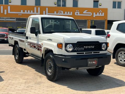 2024 Toyota Land Cruiser Pickup LX