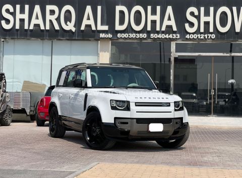 2025 Land Rover Defender 110 V8