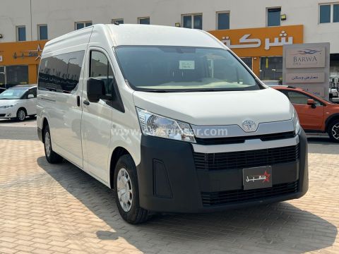 2022 تويوتا هاي إيس Hi-Ace 2.7