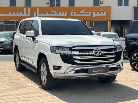 2022 Toyota Land Cruiser GXR V6