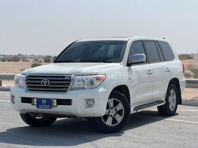 2012 Toyota Land Cruiser VXR — photo 1 for sale in Qatar