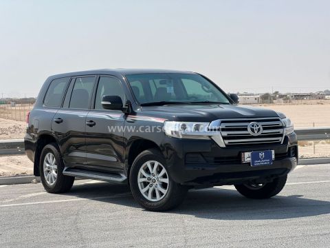 2016 Toyota Land Cruiser GXR