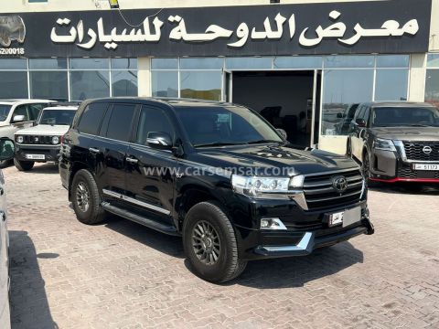 2020 Toyota Land Cruiser VXR Grand Touring S
