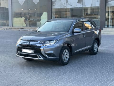2020 Mitsubishi Outlander