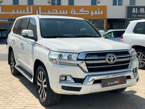 2020 Toyota Land Cruiser GXR V8