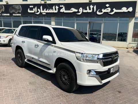 2017 Toyota Land Cruiser VXR
