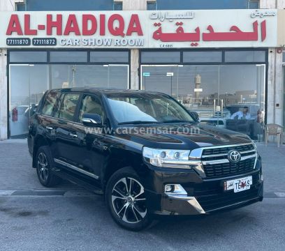 2019 تويوتا لاند كروزر VXR