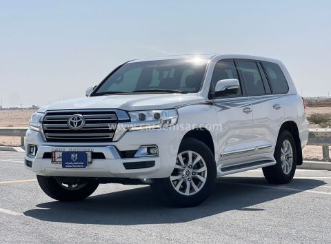 2018 Toyota Land Cruiser GXR V8