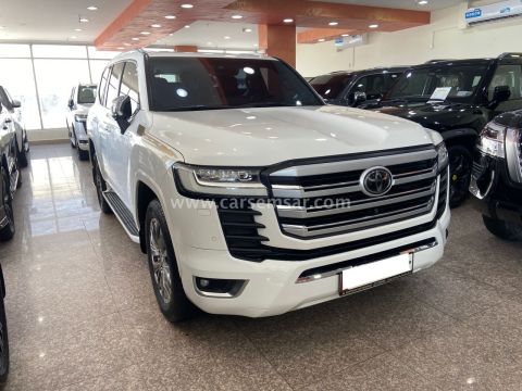 2022 تويوتا لاند كروزر في أكس ار توين تيربو