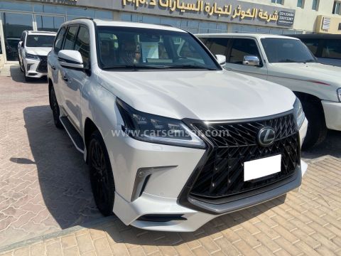 2019 لكزس ال اكس 570 سبورت بلاك إيديشن