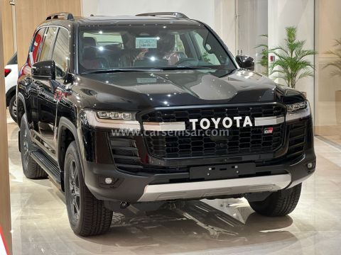 2025 Toyota Land Cruiser GR-S HEV