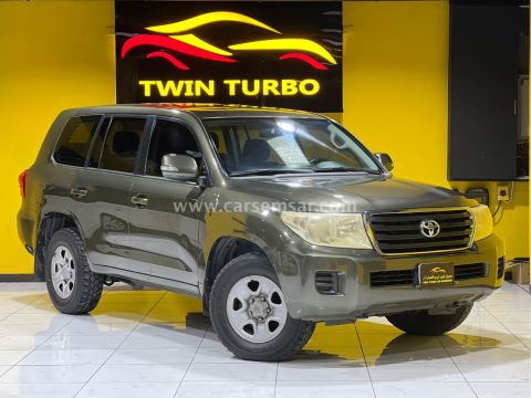 2012 Toyota Land Cruiser GX