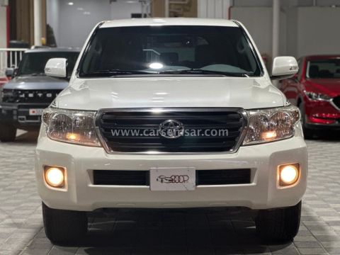 2013 Toyota Land Cruiser G