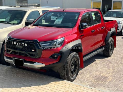 2025 تويوتا هايلكس Hilux GR Sport