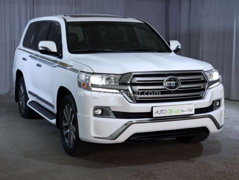 2018 Toyota Land Cruiser VXS