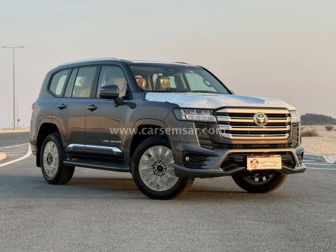 2025 تويوتا لاند كروزر جي اكس ار V6