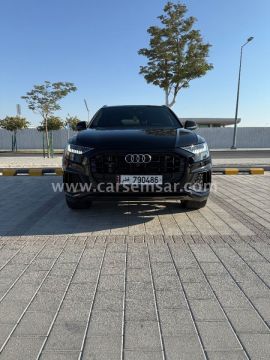 2023 Audi Q8 S-Line