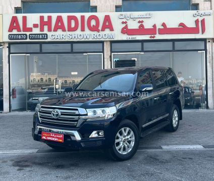 2017 تويوتا لاند كروزر GXR V8