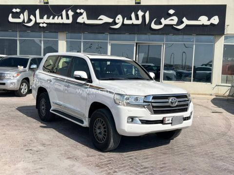 2016 Toyota Land Cruiser VXR
