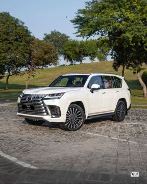 2022 Lexus LX 600 VIP