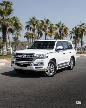 2019 Toyota Land Cruiser GXR V8
