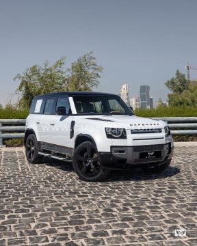 2023 Land Rover Defender 110 V8