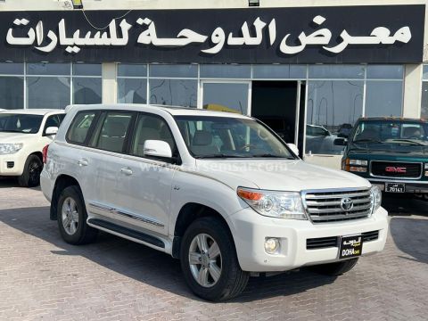 2015 تويوتا لاند كروزر VXR