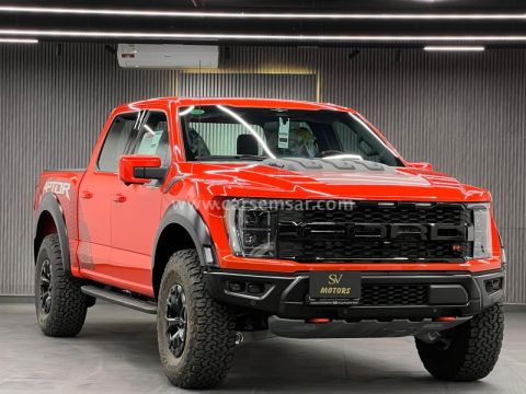 2023 فورد F-150 رابتور V8